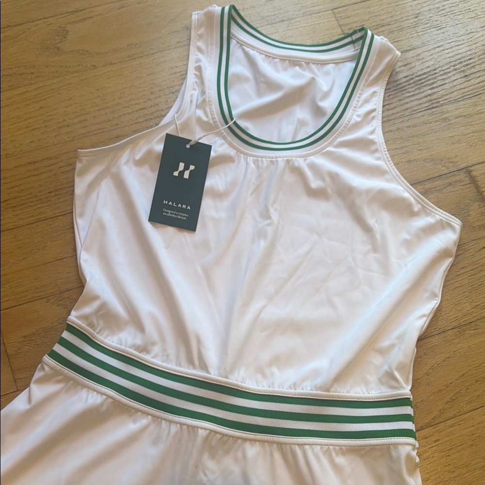 Halara White Tennis or Pickleball athletic dress, NWT size medium - Picture 3 of 8